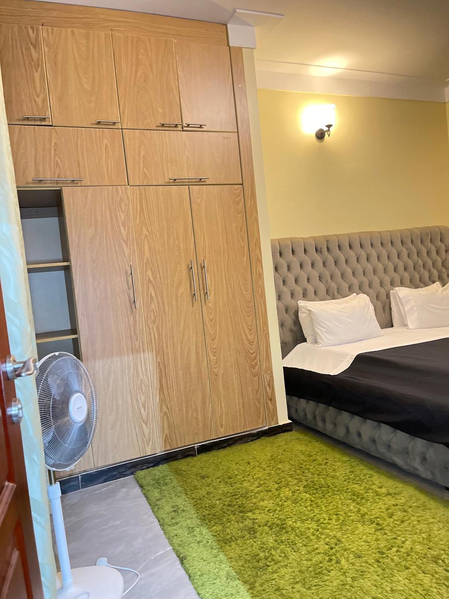 Apartment Modest Spacious Kampala